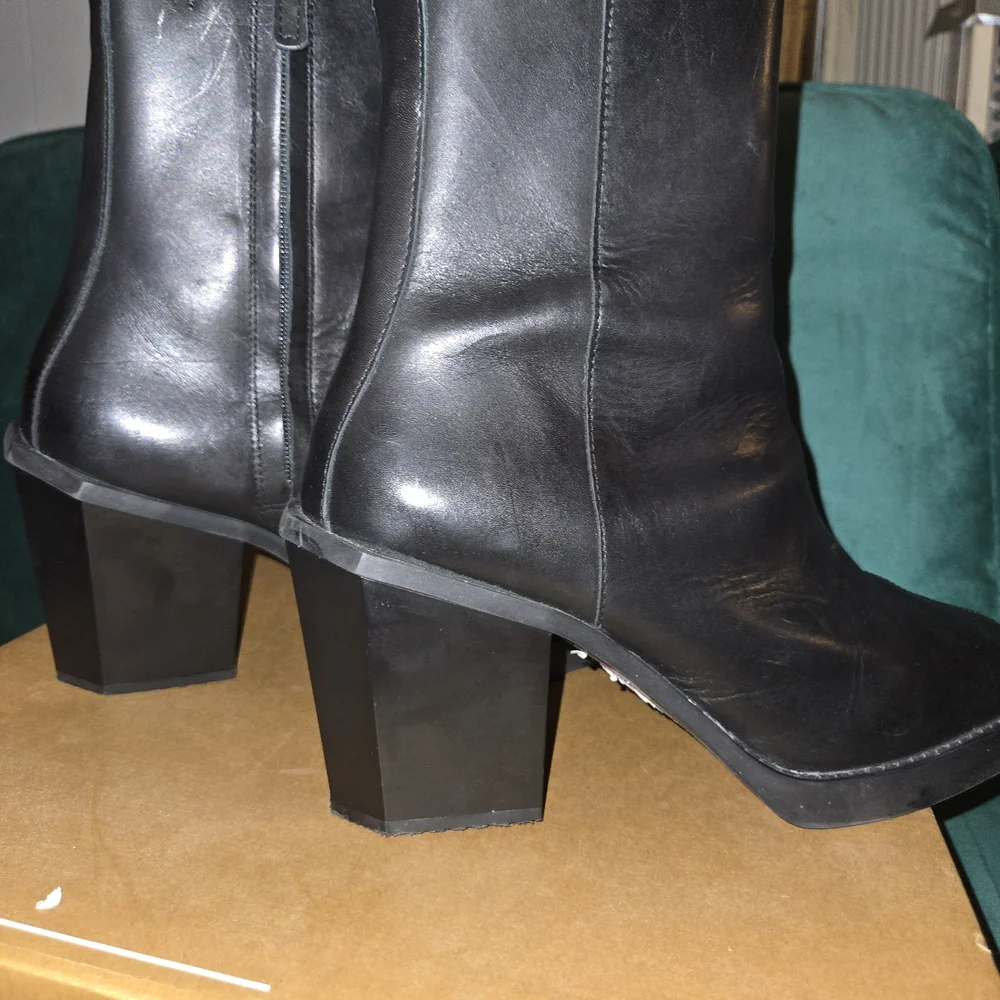 ASOS MENS All Black Leather Mid-Calf Boots Sleek Design - Picture 5 of 13